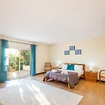 Cordeiro - Heated Pool - Free Wi-fi - Air Con *