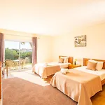 Cordeiro - Heated Pool - Free Wi-fi - Air Con * Guia (Faro)
