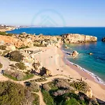 Cordeiro - Heated Pool - Free Wi-fi - Air Con