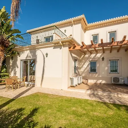 Cordeiro - Heated Pool - Free Wi-fi - Air Con *