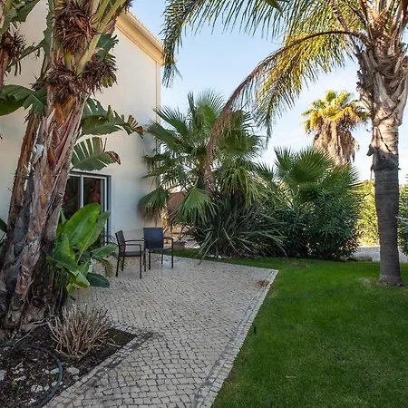 Villa Cordeiro - Heated Pool - Free Wi-fi - Air Con Guia (Faro)