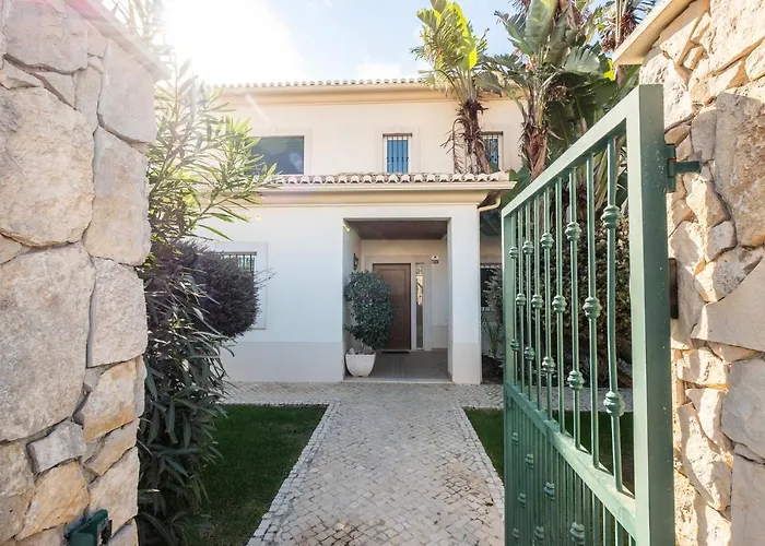 Cordeiro - Heated Pool - Free Wi-fi - Air Con * Guia (Faro)