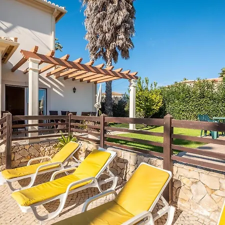 Cordeiro - Heated Pool - Free Wi-fi - Air Con Guia (Faro)