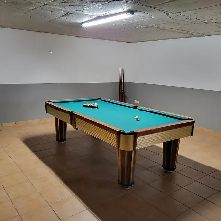 Cordeiro - Heated Pool - Free Wi-fi - Air Con * ギーア