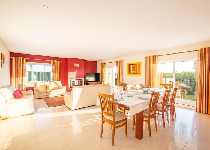 Cordeiro - Heated Pool - Free Wi-fi - Air Con Villa Guia (Faro)