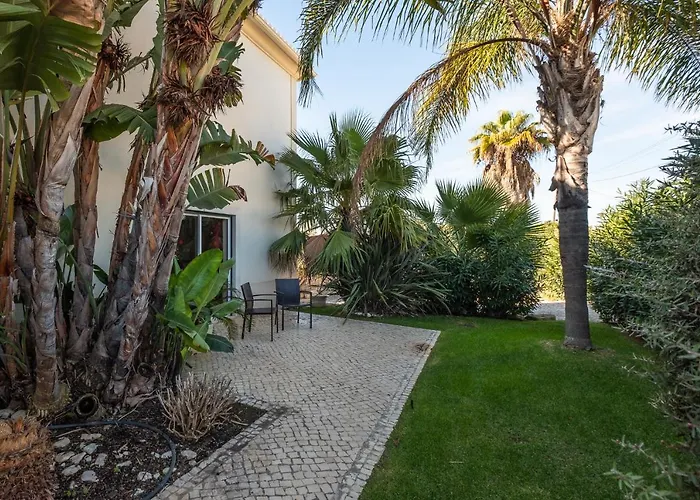 Villa Cordeiro - Heated Pool - Free Wi-fi - Air Con Guia (Faro)
