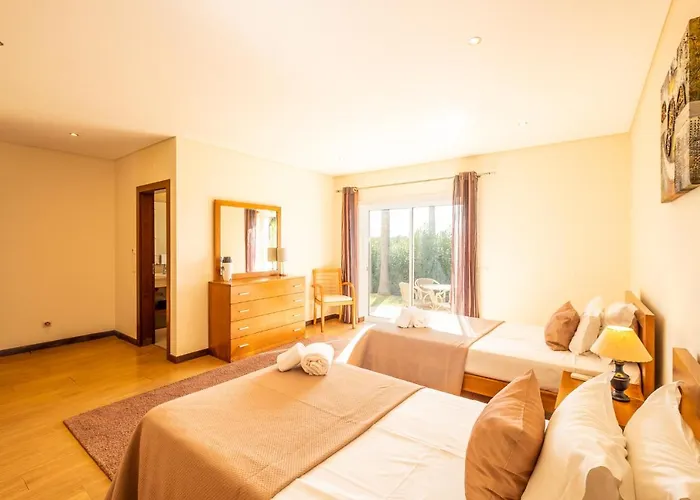 Cordeiro - Heated Pool - Free Wi-fi - Air Con Villa Guia (Faro)