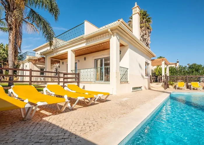 Cordeiro - Heated Pool - Free Wi-fi - Air Con Villa Guia (Faro)